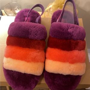 ⛵️NWT UGG SLIDES